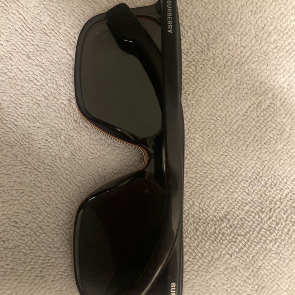 Burberry Black Rectangular Sunglasses - image 3